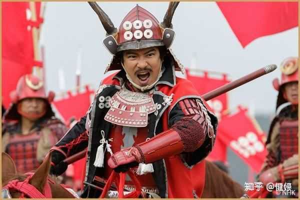 虽然说赤备队的人是少了点儿,但是也算是近几年不错的马战场面了