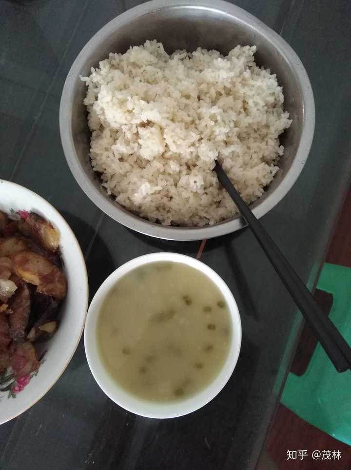 饭量大是种怎样的体验?