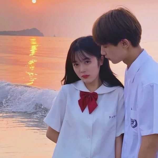 谁可以分享好看的情侣头像吗？