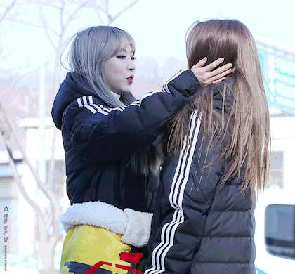 日月(老大:颂乐&老二:玟星)