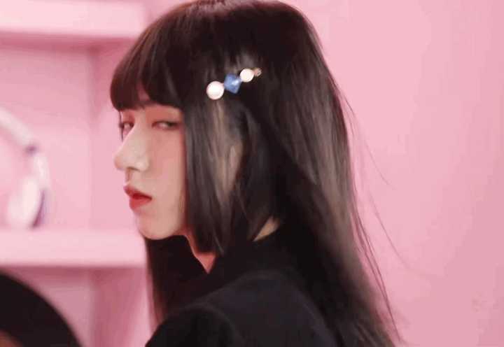 tina贺 每天在我相册里回眸八百次