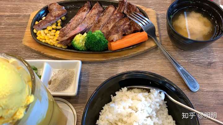 一个人吃了500块钱的大餐,从此开始真正的穷游.