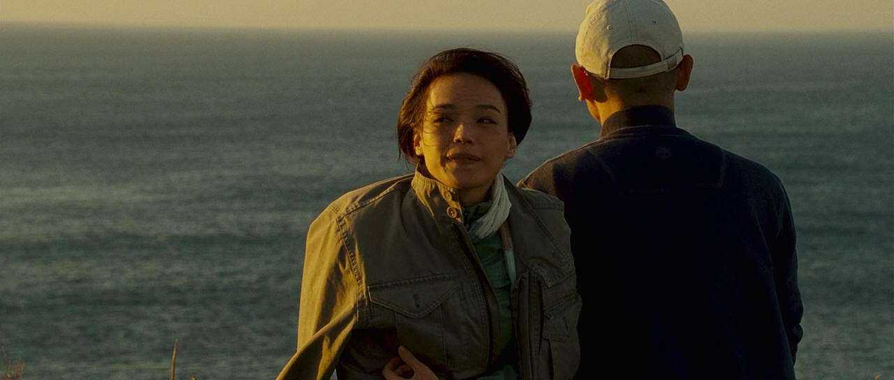 秦奋说她是一个傻人,不会逢场作戏,更做不到心猿意马,认准了一个人便