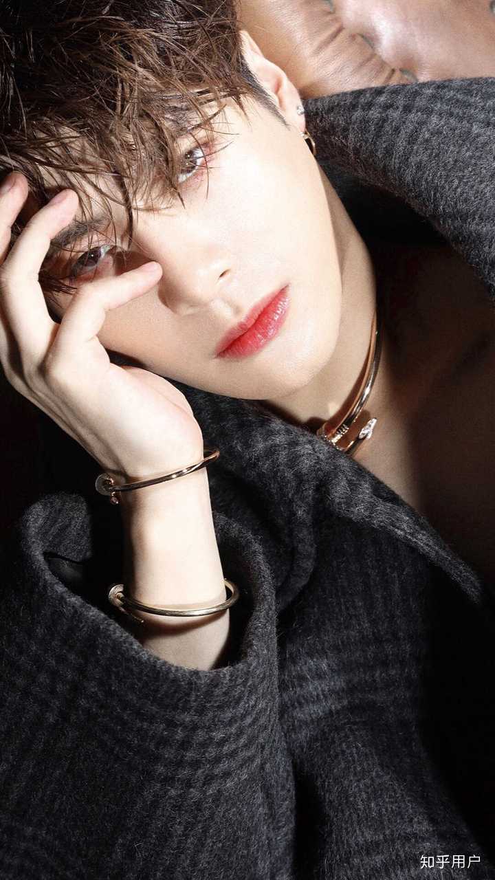 求帅帅气气可可爱爱的王嘉尔的壁纸啊啊啊啊啊啊? - 知乎