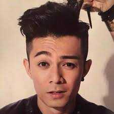 有没有那种既能放下来又能背上去的发型 知乎