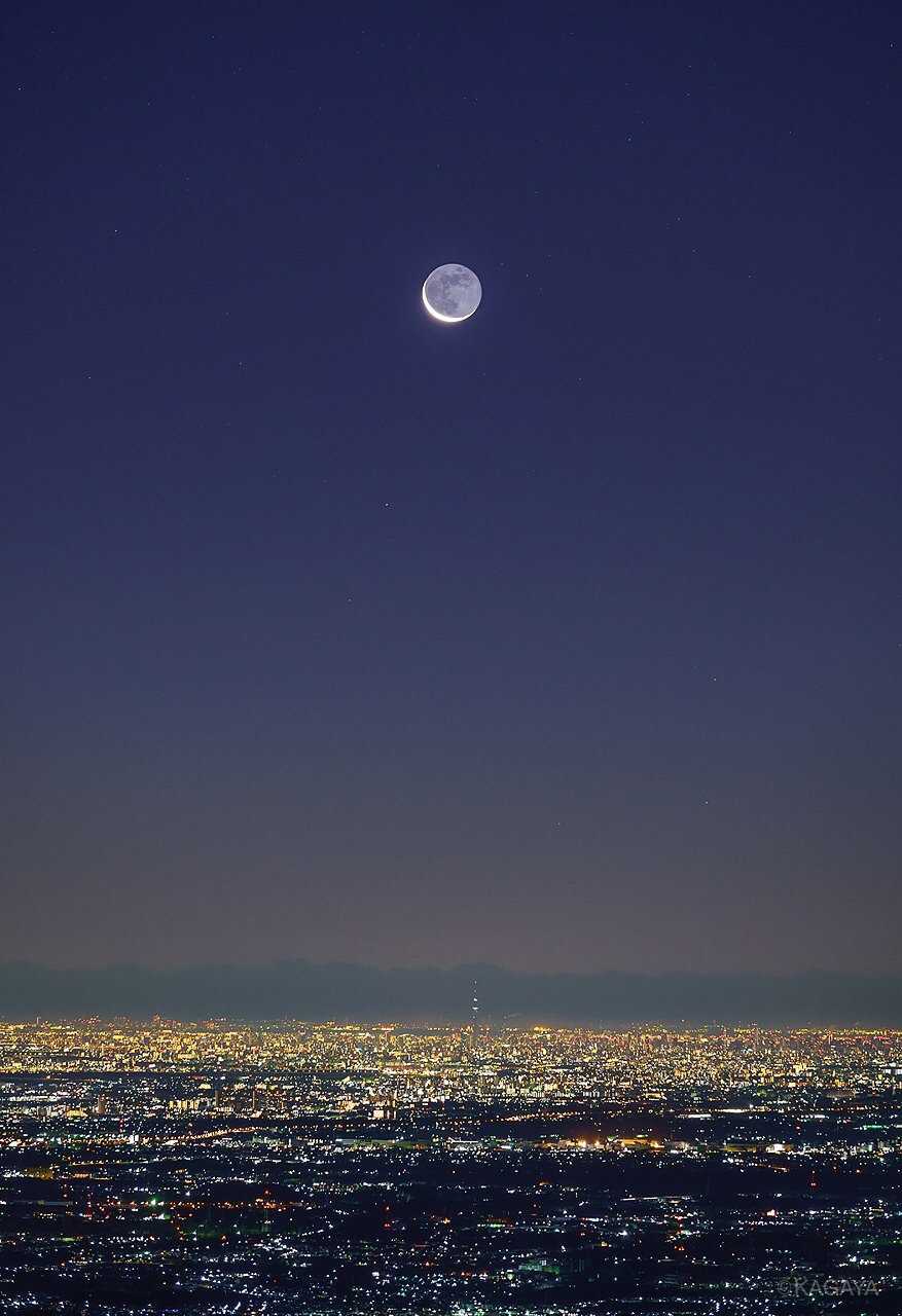 月下东京,灯火茫茫