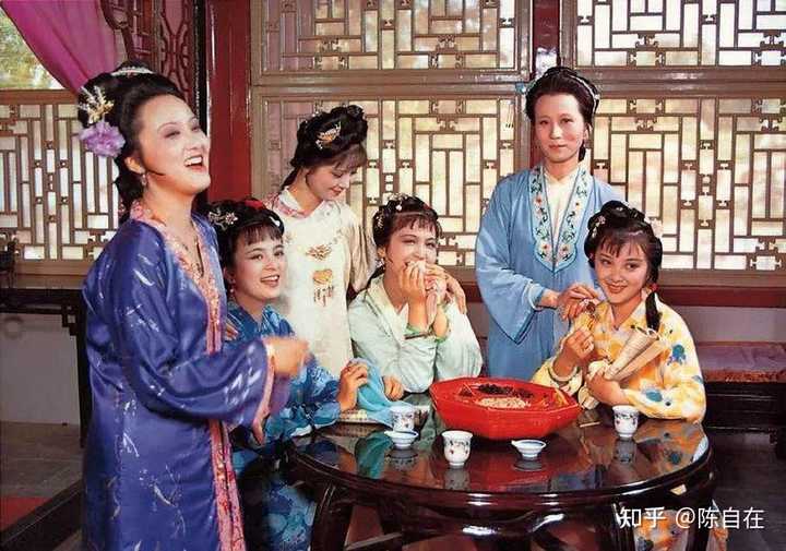 请问电视剧《红楼梦》哪个版本最好？