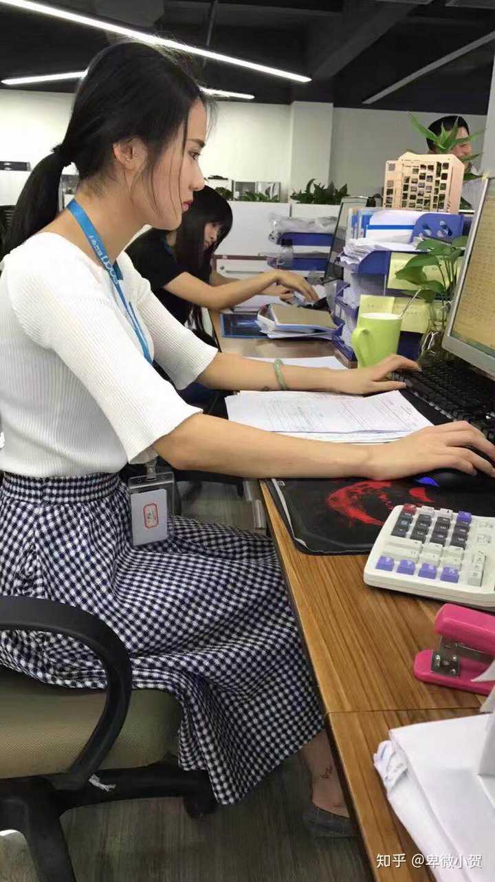 同事上班原相机拍