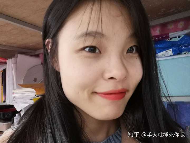 这个又大又方的脸盘子,暴风哭泣