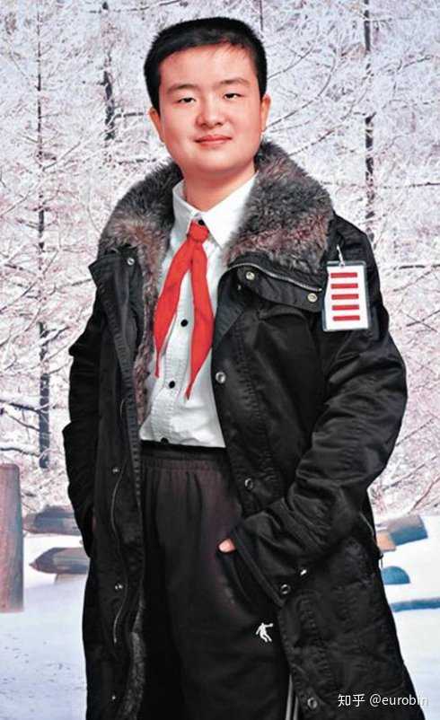 如何看待b站up主硬核的半佛仙人?