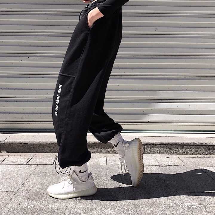 有哪些好看,适合夏季的男士束腿裤?