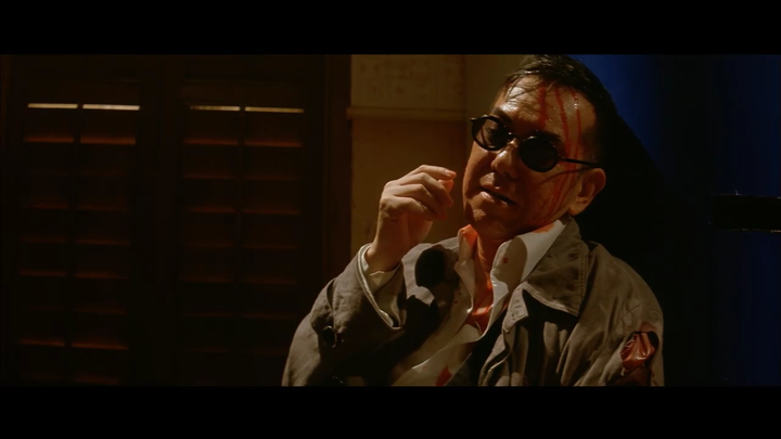 看电影《放逐》 四个人回去救大嫂 想到自己完成了 笑笑 就这么去了