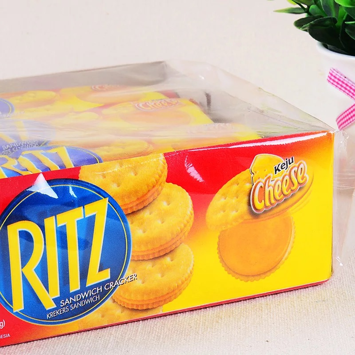 而且豆乳还有很丰富的营养成分  ritz芝士夹心饼干