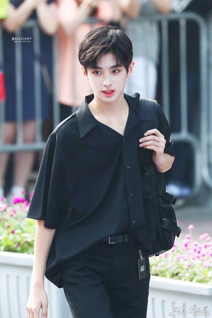 怎样评价produce x 101里的金旻奎(金敏圭)目前的表现?