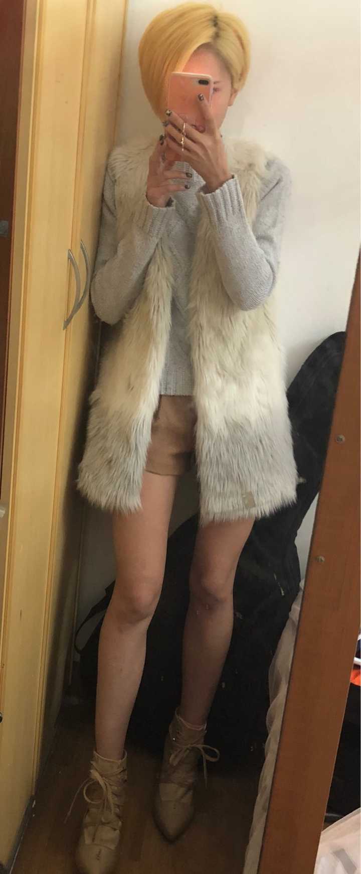 原图没p,记得一次公司征集生活照,要求全身或半身,把这照片提交上去