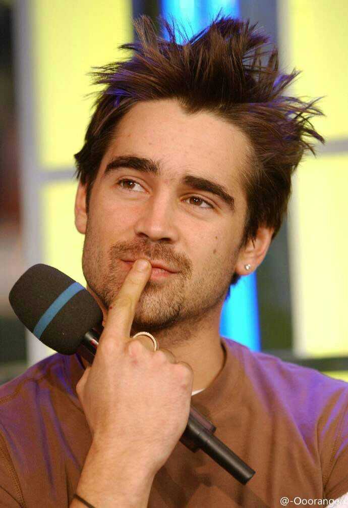 有没有戴耳环但不娘的男人?