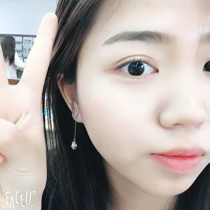脸宽又圆眼睛大的妹子该怎么化妆 知乎 脸宽又圆眼睛大的妹子该怎么化妆 知乎