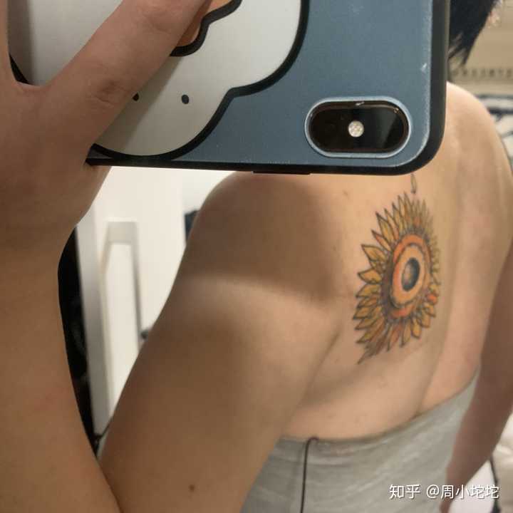 老哥我们停一下吧 愣是不让我起来 嗯 疼啊 最近的纹身