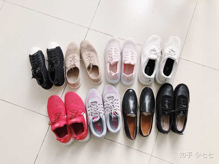 鞋码43的女生,买不到鞋,受人奚落,委屈,请问怎么改变世人观念?