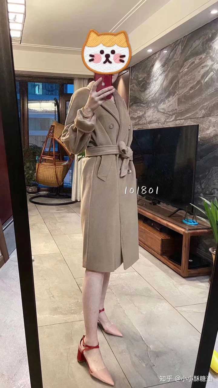 我的买家秀会统一发出来,因为有真实的顾客给你推拍照片,说你的衣服好