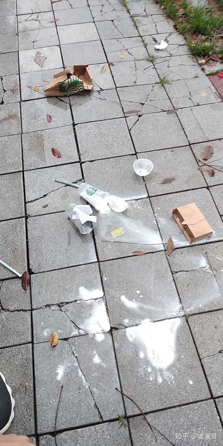 给同学准备的生日惊喜,结果袋子破了(_)