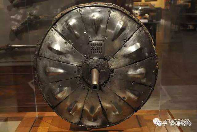 世界武器装备发展史上有哪些蠢到令人窒息的设计?