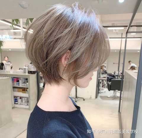 武汉理发店排名 武汉烫头发一般多少钱 武汉最有名气的理发店
