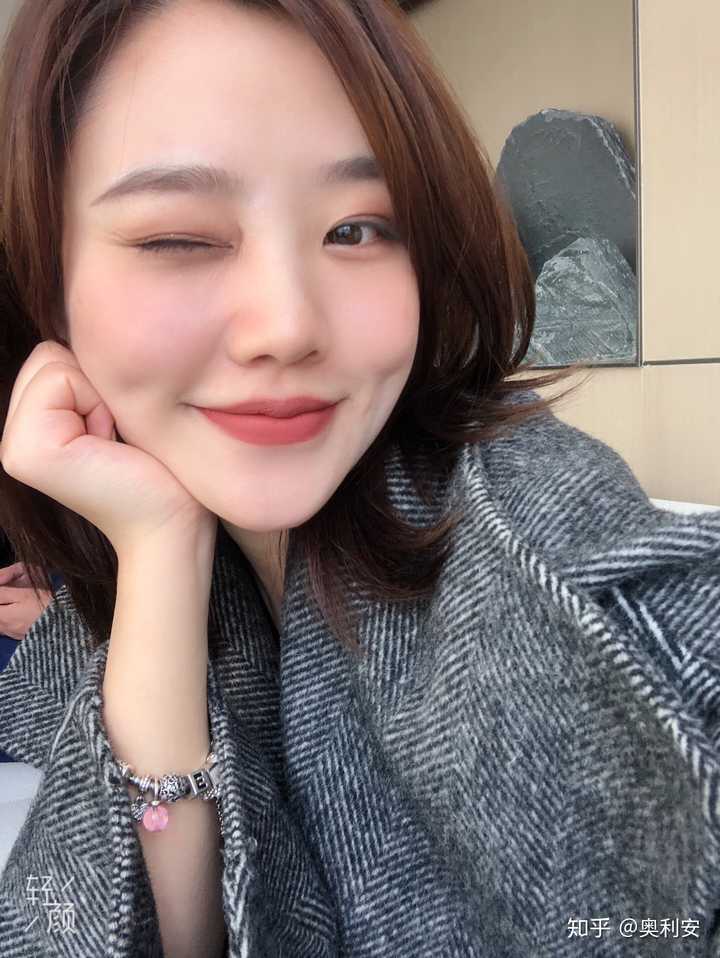 嘴巴好看是一种怎么样的体验?