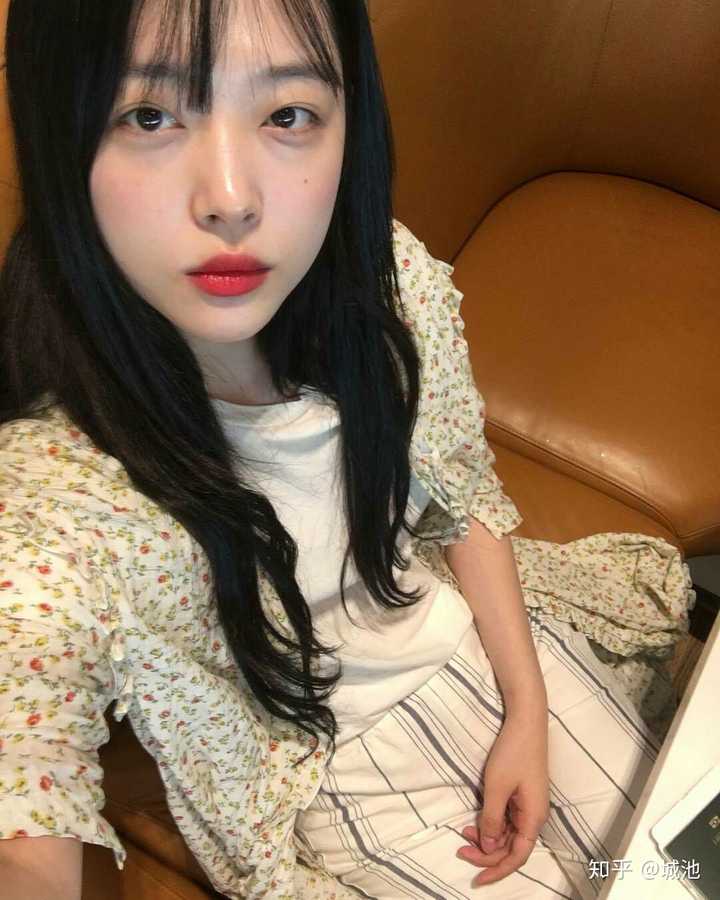 如何评价女星崔雪莉的颜值? - 知乎