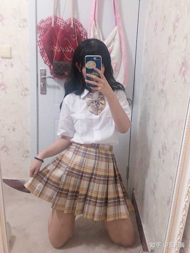 男生如何看待女生穿jk制服?