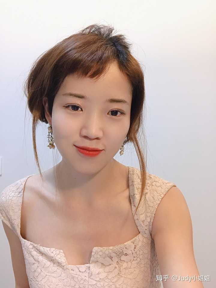 女生头顶头发少是什么体验 ?