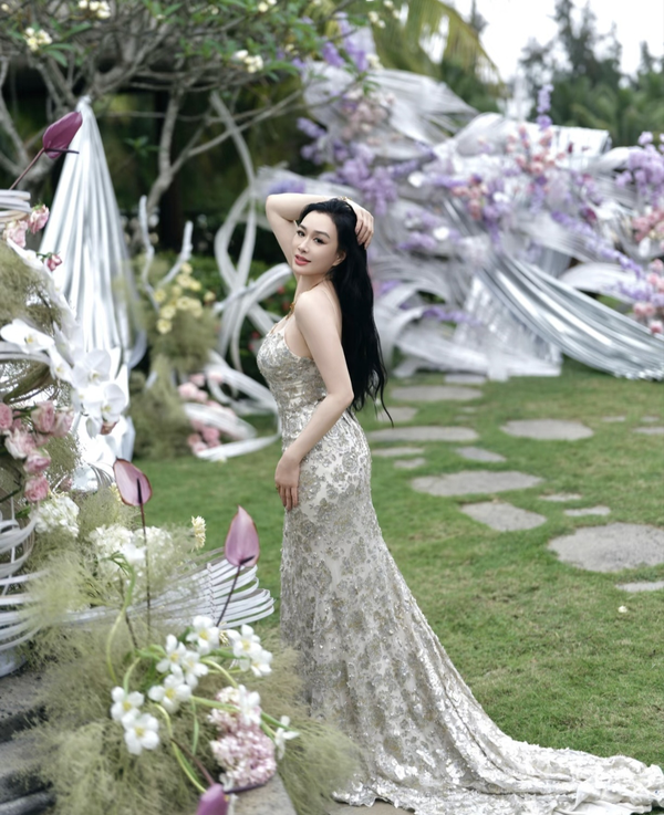 张伦硕与钟丽缇及继女共同生活超十年，仍渴望亲生孩子，如何看待他们的婚姻及各自情感需求？