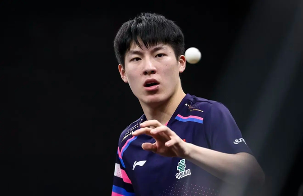 2026WTT重庆冠军赛男单半决赛，中国小将温瑞博4：2力克张本智和，如何评价这场比赛？