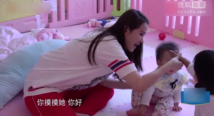 2岁孩子为什么进到公共室内场地就哭闹要求离开 知乎 2岁孩子为什么进到公共室内场地就哭闹要求离开 知乎