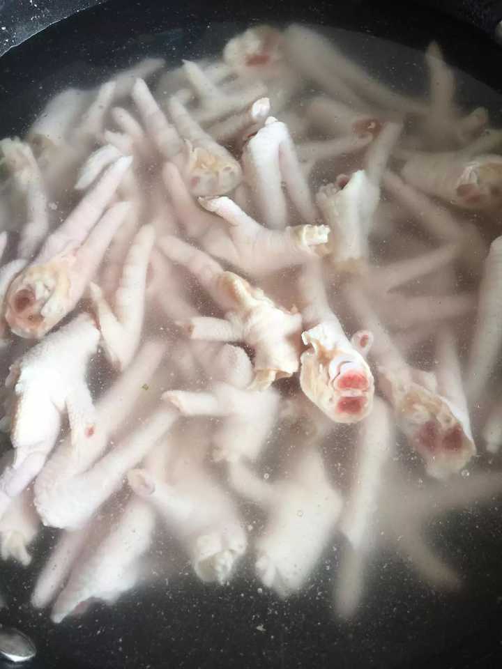 泡椒鸡爪