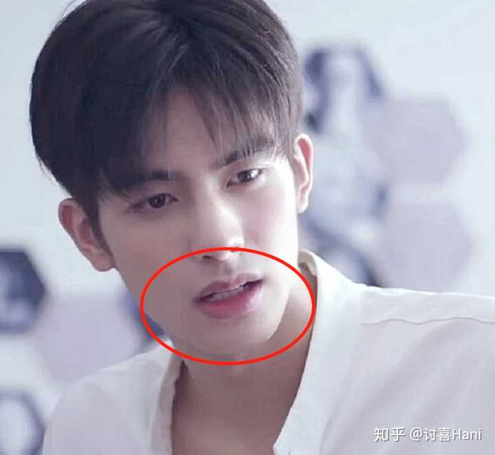 如何评价关于宋威龙的长相?