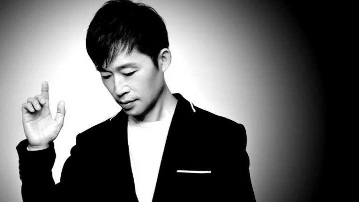 请简单评价下梁文福?