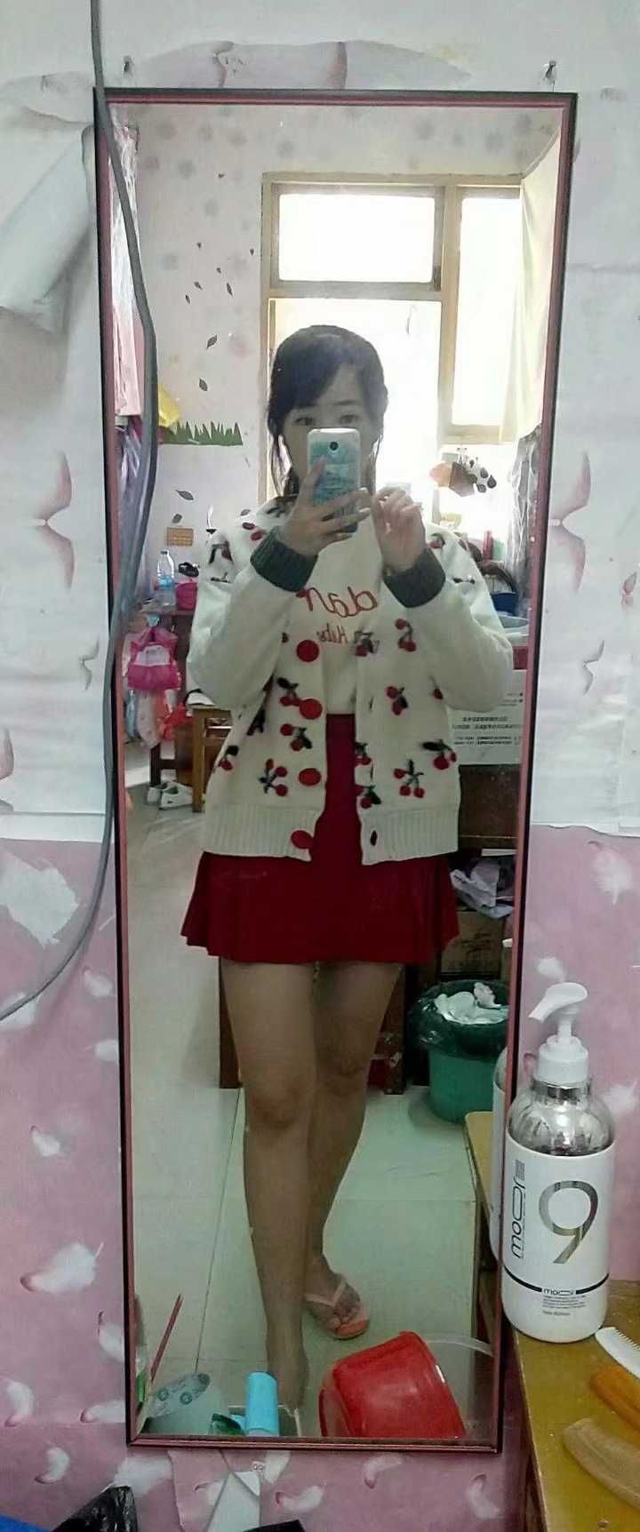 身高164腿长99-100脚底到肚脐眼,所以170以上腿有那么长的正常