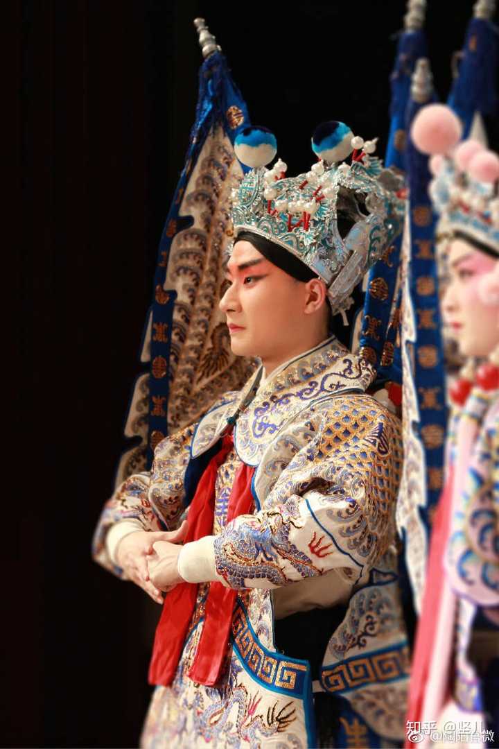 有没有陶阳在舞台上超帅的照片? - 知乎