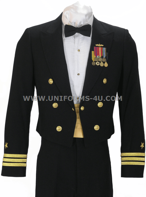 这是美军的军官礼服吗