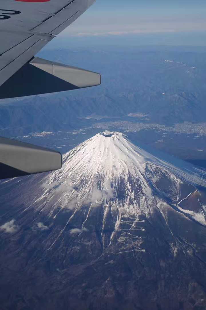 大家有在飞机上看到富士山的经历吗 知乎