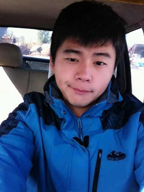 哈哈哈 可能真的觉得自己太胖了,励志开始减肥 我老公当时178 190斤