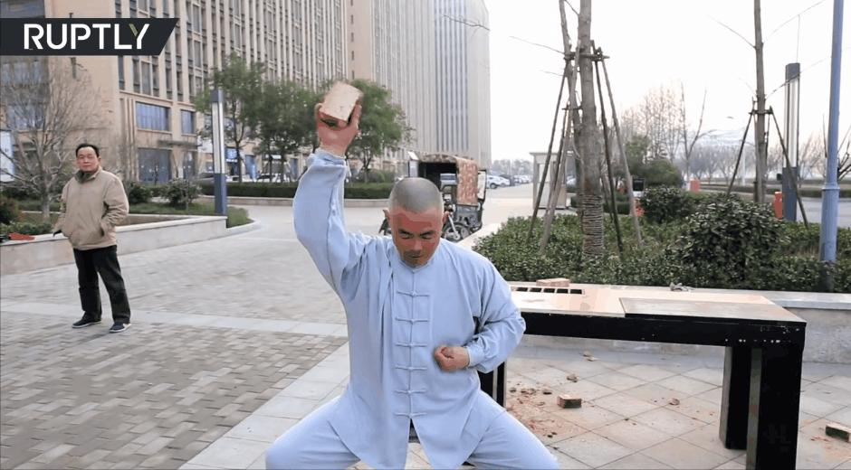 如何看待洛阳铁裆功对歪果作死文化的影响以及它算不算传武输出