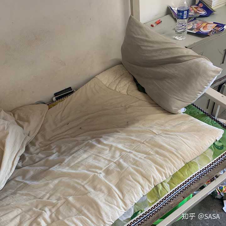 你的室友可以邋遢到什么程度?