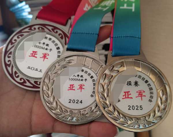 当孩子告诉妈妈，今天的心情很乱，实在不想写作业，妈妈如何回答孩子？