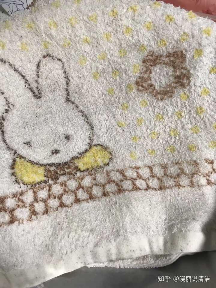 梅雨季节发霉的毛巾正面