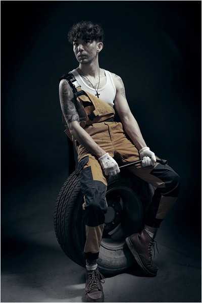 图片5查看更多简介影人:邵庄 / 王辰昊 / 杨羽 / 安宁 / 周凯 / 邢