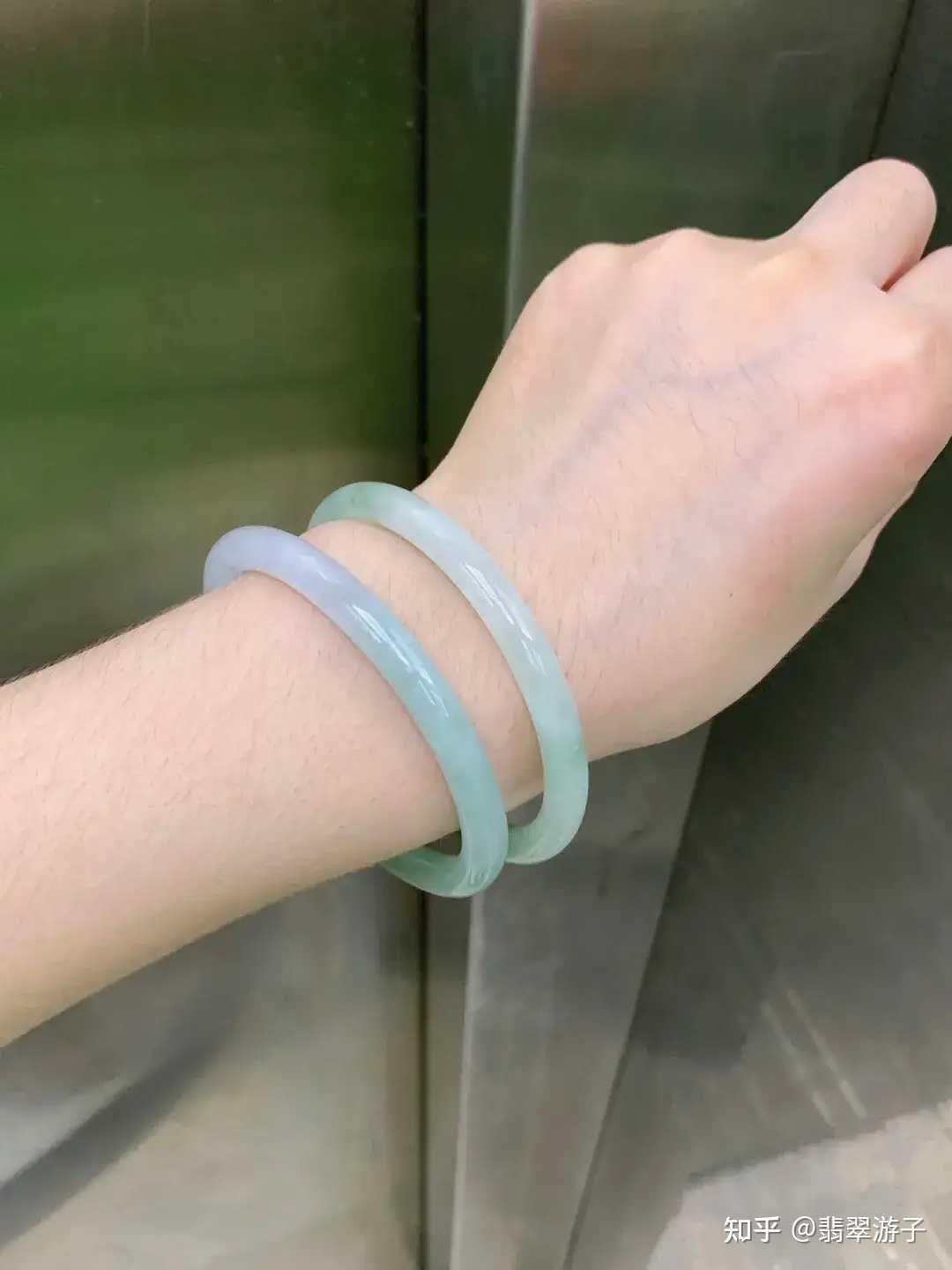 翡翠游子 的想法: 粉丝定在阿成这定做的叠戴叮当镯 两只冰… - 知乎