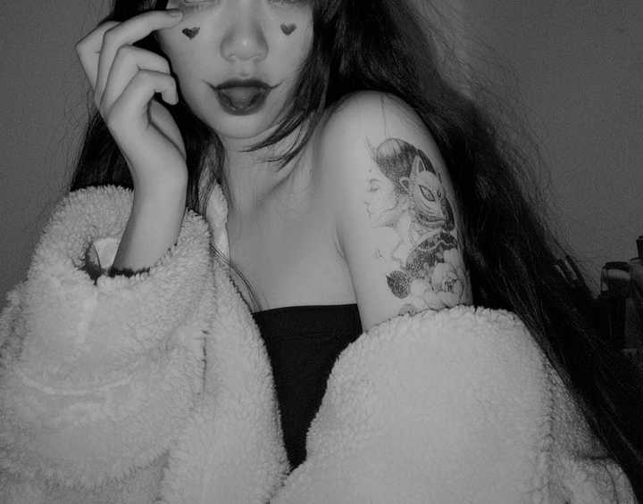 怎样拍很丧或者是很厌世主题的照片,拍之前需要准备什么?