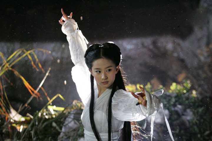 如何评价黄晓明刘亦菲版《神雕侠侣》?